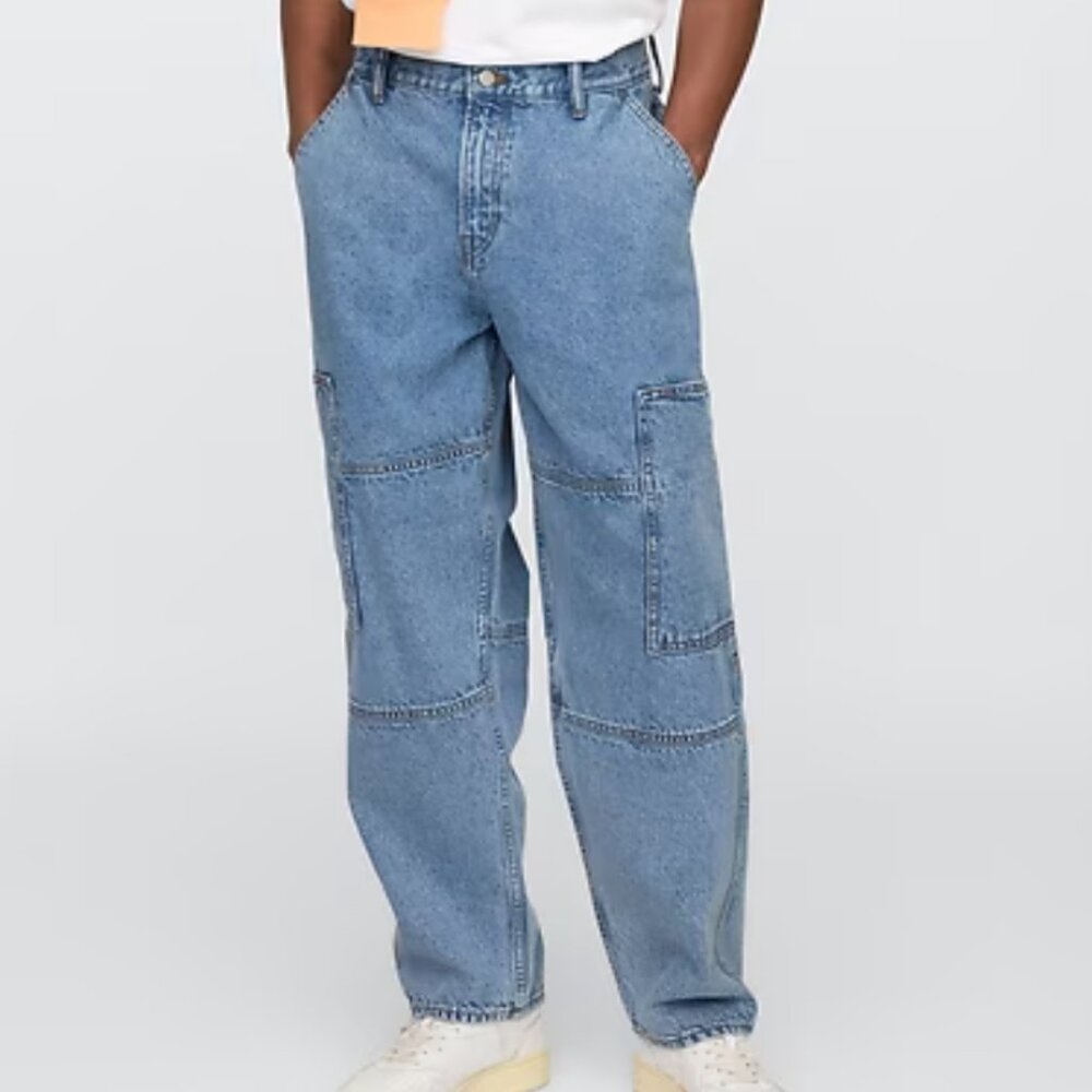 GAP Men's Baggy Utility Cargo Jeans, 32Wx28L, medium wash, EUC